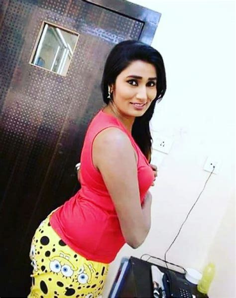 nude babhi|Nude Bhabhi Porn Videos